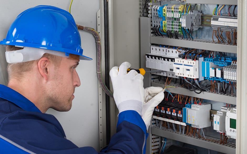 tarif horaire d'un électricien Linas